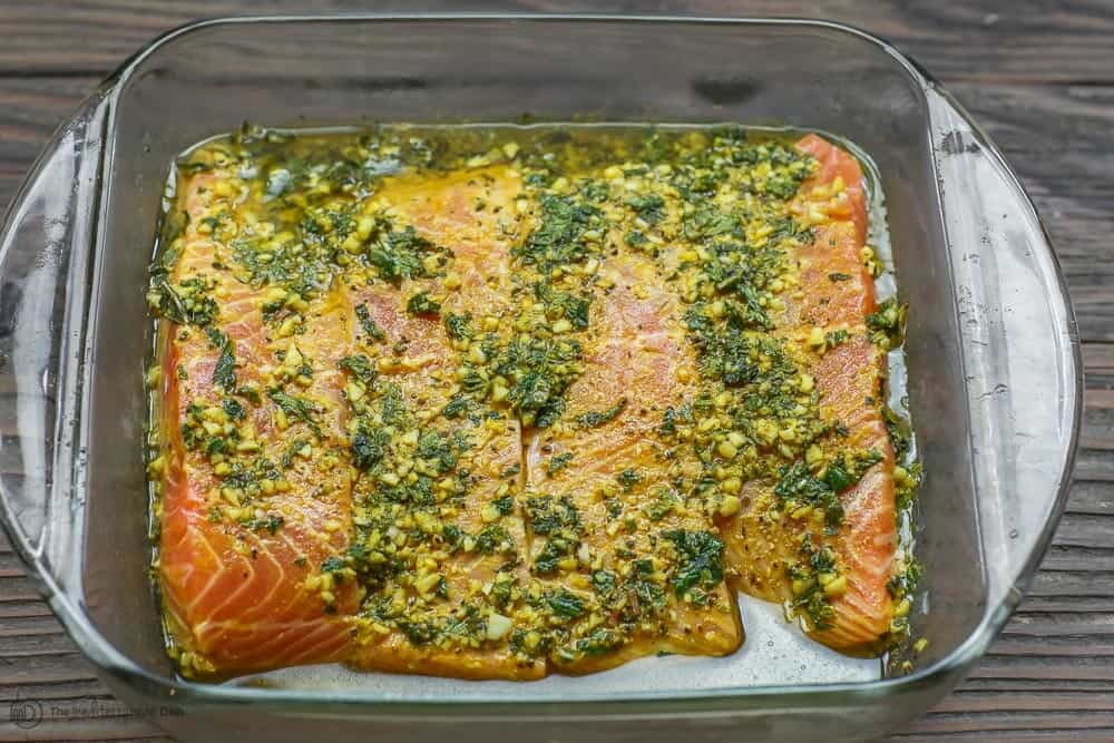 Salmon fillets topped with marinade