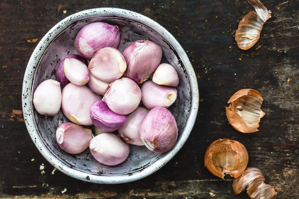 Shallot Garlic Mushroom Recipe - The Mediterranean Dish