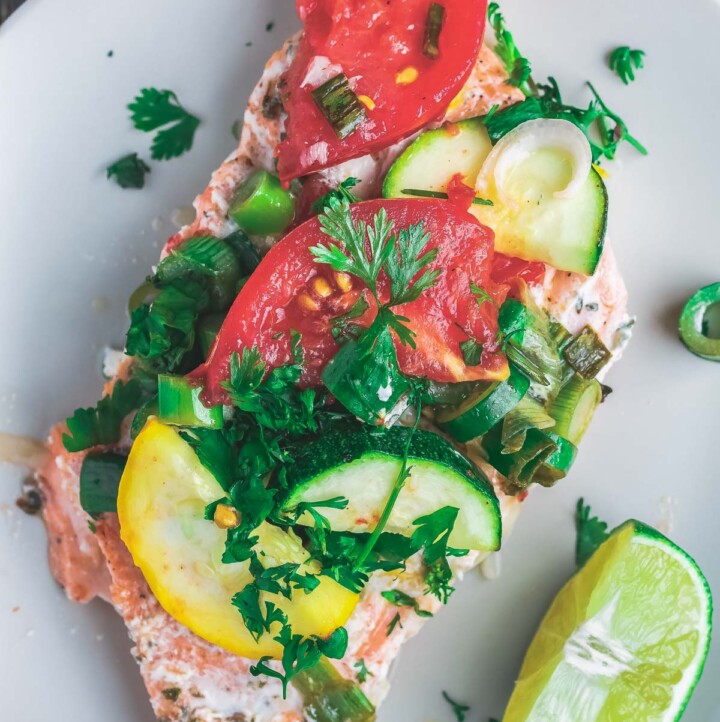 Mediterranean-style Oven Baked Salmon In Foil 