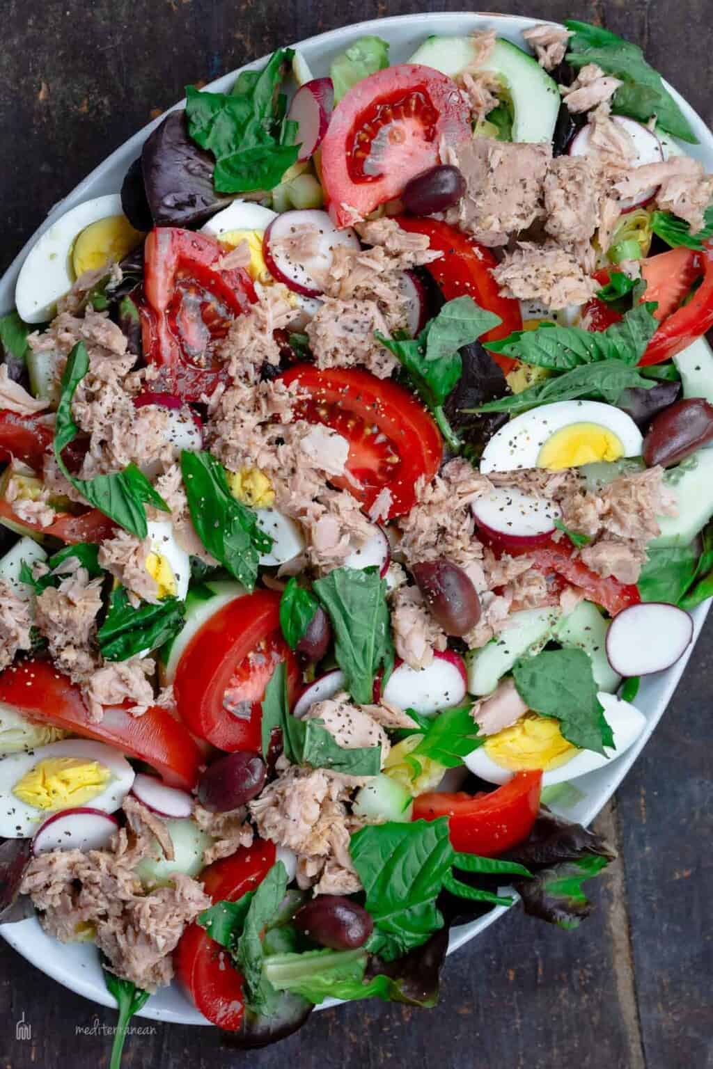 Easy Nicoise Tuna Salad With Vinaigrette| The Mediterranean Dish