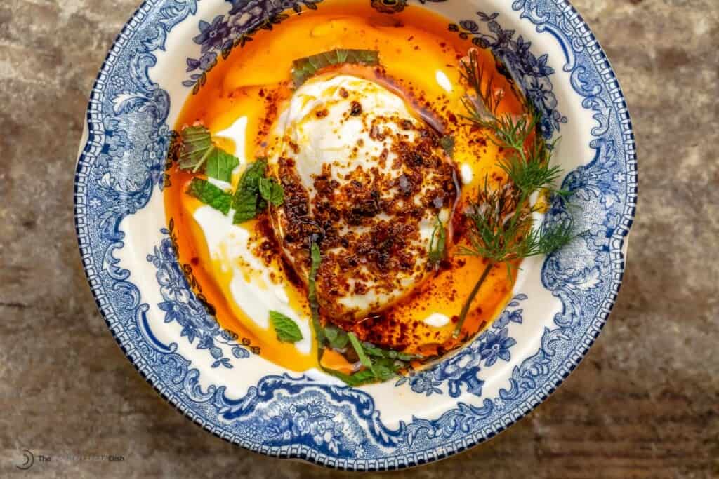 Cilbir Turkish Eggs In Garlicky Yogurt Sauce L The Mediterranean Dish 6050