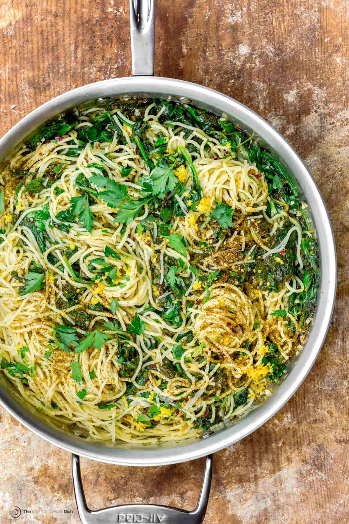 Za'atar Garlic Spinach Pasta - Easy Healthy Meal Ideas