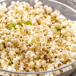 https://www.themediterraneandish.com/wp-content/uploads/2022/01/homemade-popcorn-with-zaatar-recipe-6-250x250.jpg