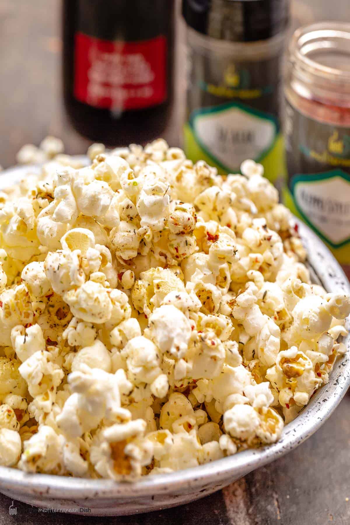 Best Stovetop Popcorn Recipe - How to Make Popcorn