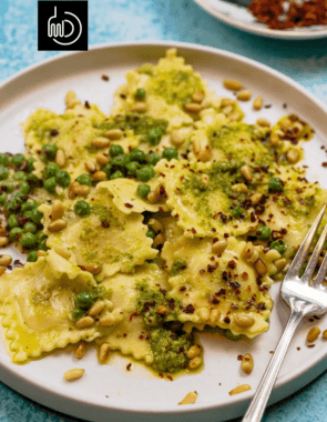 pesto ravioli web story poster image.