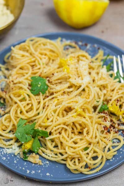 15-Minute Lemon Pasta (No Cream Or Butter!) | The Mediterranean Dish