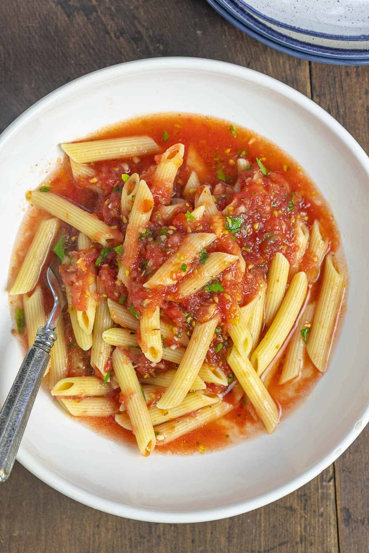 EASY NO WASTE ROASTED TOMATO SAUCE I Modern Food Stories