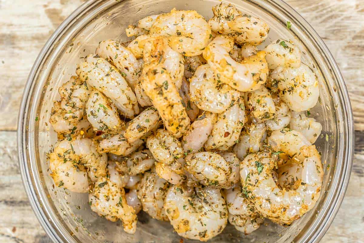 https://www.themediterraneandish.com/wp-content/uploads/2022/11/sauteed-shrimp-recipe-1.jpg