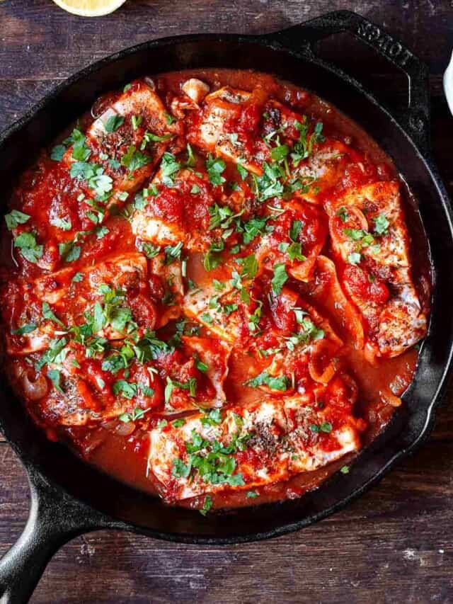 Greek Fish With Tomatoes And Onions (Psari Plaki) - The Mediterranean Dish