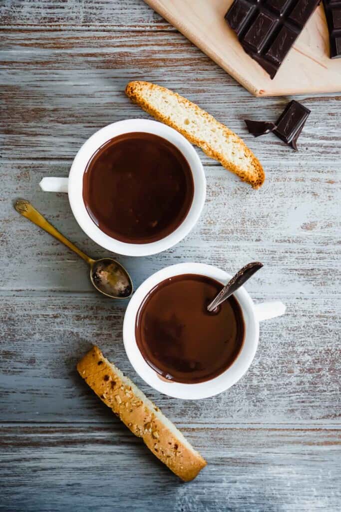 Chocolat Chaud Italien Cioccolato Caldo Il Quadrifoglio