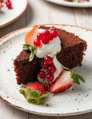 chocolate olive oil cake web story poster image.