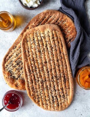 barbari bread persian flatbread web story poster image.