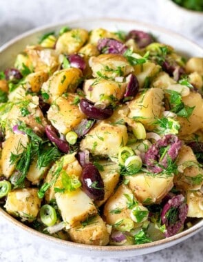 greek potato salad web story poster image.