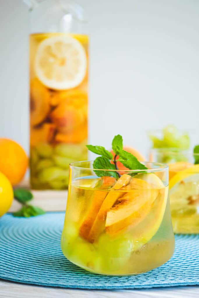 White Sangria | The Mediterranean Dish