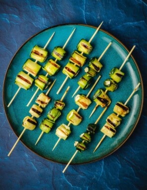 zucchini feta skewers web story poster image.