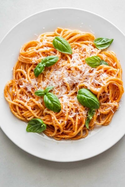 Pasta Pomodoro (spaghetti Pomodoro) 