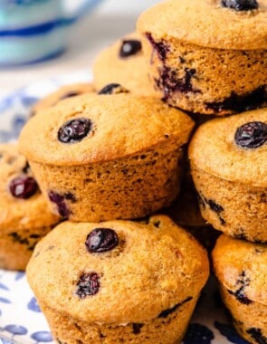 healthy blueberry muffins web story poster image.