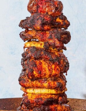 Grilled chicken shawarma web story poster image.