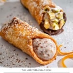 Cannoli recipe pin image 1.